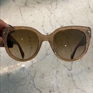 💛PRADA LACE SUNGLASSES 😎